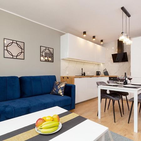 Beautiful Two-Bedroom Apartment Warsaw Bielany By Noclegi Renters Varsóvia Exterior foto