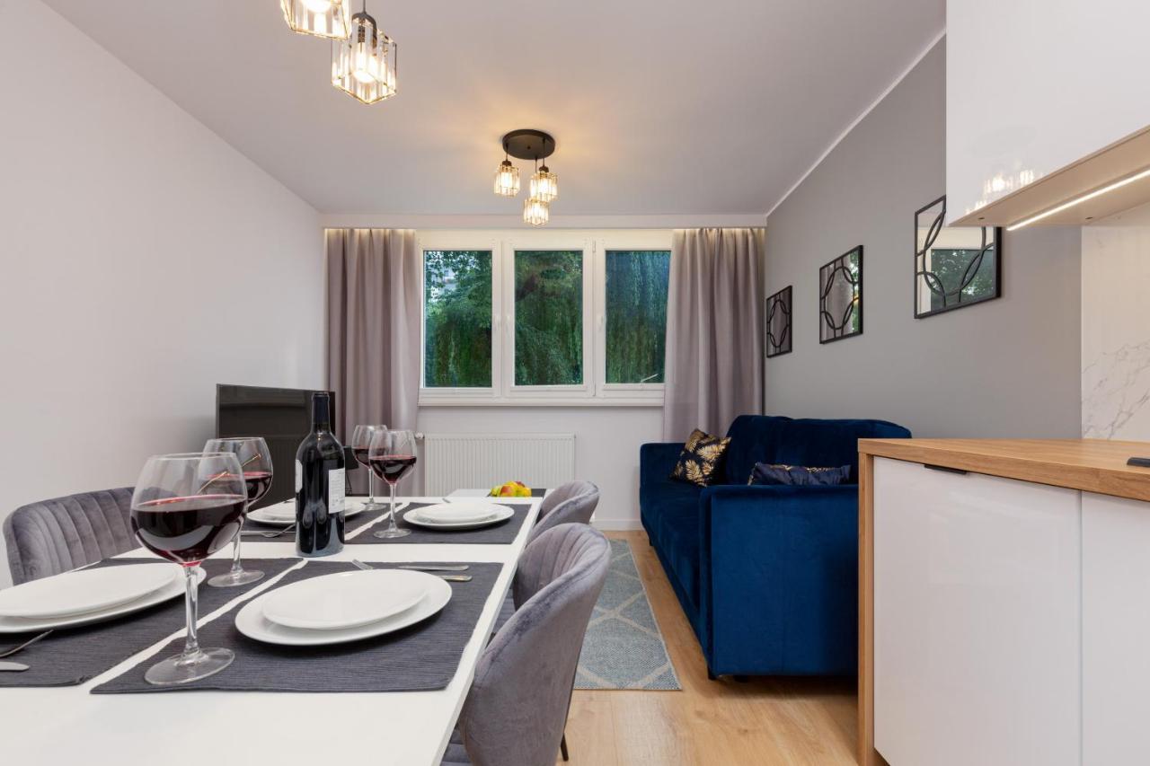 Beautiful Two-Bedroom Apartment Warsaw Bielany By Noclegi Renters Varsóvia Exterior foto